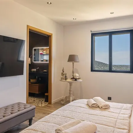 Villa Les 2 F De Losari -